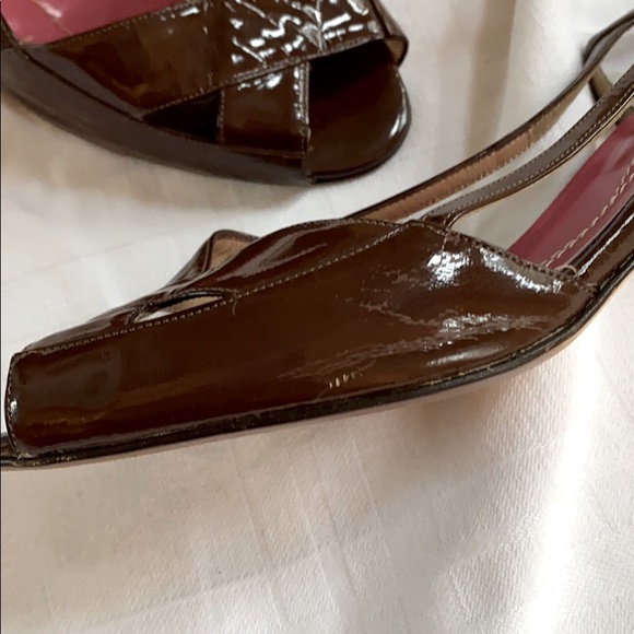 Kate Spade Designer patent leather sling backs. - Picture 7 of 7
